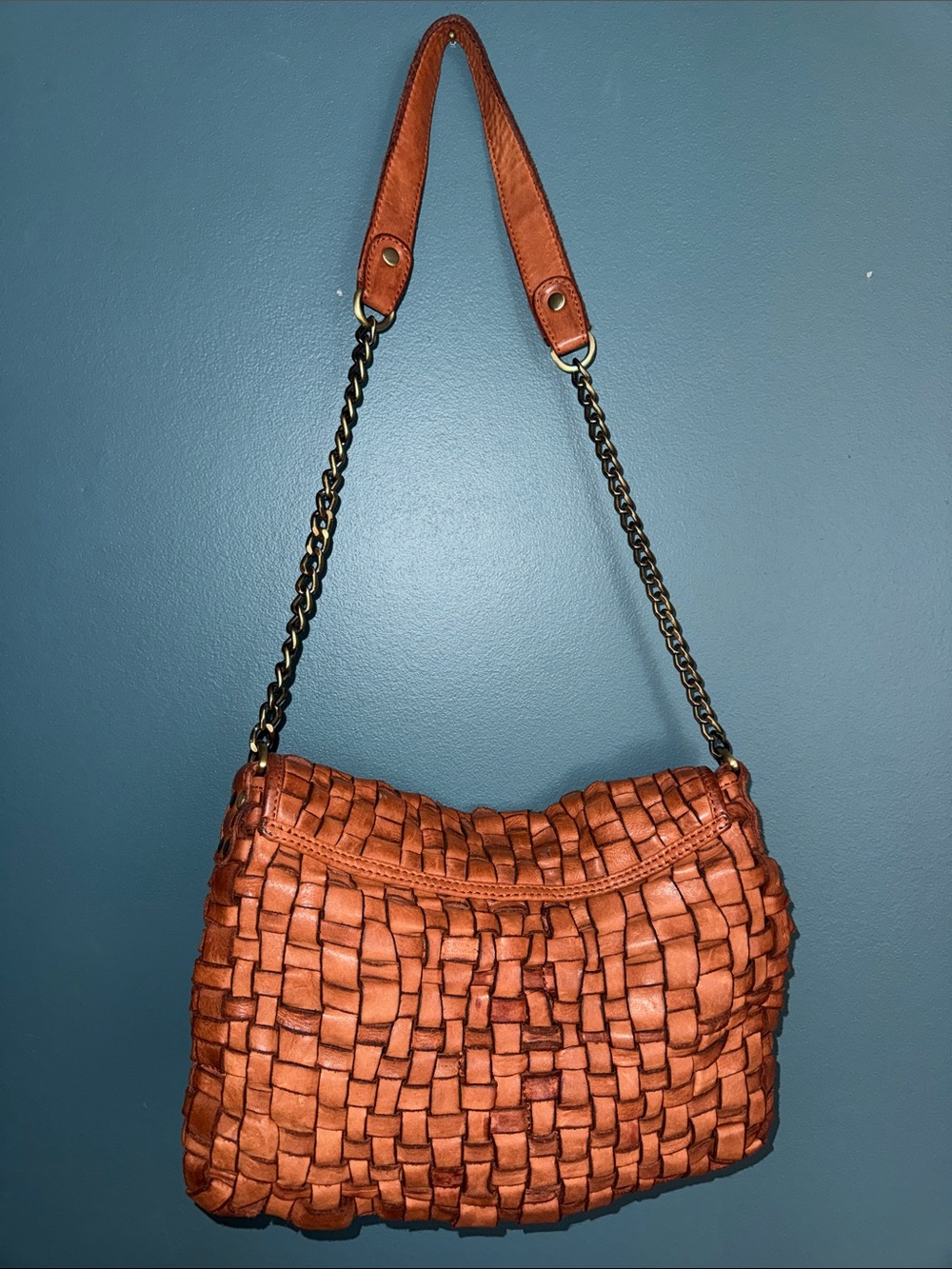 Marta Ponti Woven Shoulder Bag in Cognac - Picture 5 of 5
